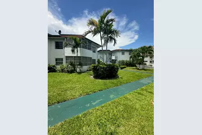 18740 NE 18th Ave #143, Miami, FL 33179 - Photo 1