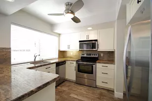 3010 Willow Ln, Hollywood, FL 33021 - Photo 1