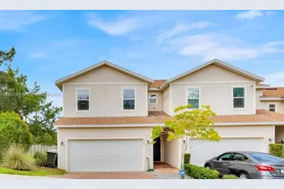 1020 Lakefront Village Dr, Clermont, FL 34711 - Photo 1