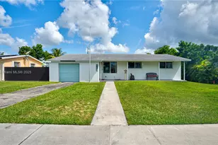 651 NW 15th St, Homestead, FL 33030 - Photo 1