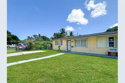 1050 NW 103rd St #1050, Miami, FL 33150 - Photo 1