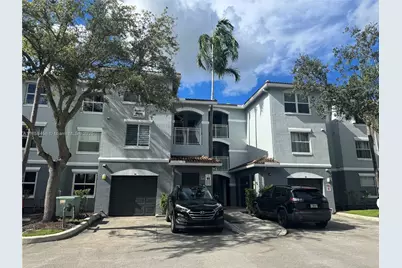 9625 NW 1st Ct #11-303, Pembroke Pines, FL 33024 - Photo 1