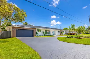 8021 SW 140th Terrace, Palmetto Bay, FL 33158 - Photo 1