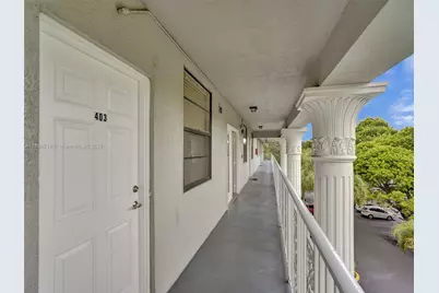 1506 Whitehall Dr #403, Davie, FL 33324 - Photo 1
