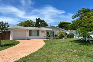 8821 SW 192nd St, Cutler Bay, FL 33157 - Photo 1