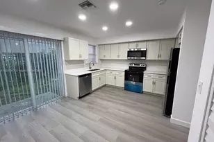 11461 NW 43rd St, Coral Springs, FL 33065 - Photo 1