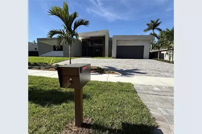 45 NW 158th St, Unincorporated Dade County, FL 33169 - Photo 1