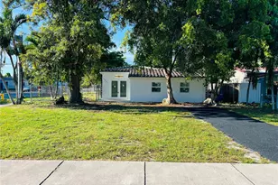 1501 NE 176th St, North Miami Beach, FL 33162 - Photo 1