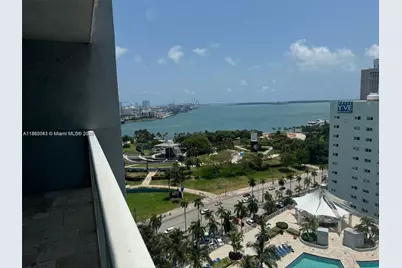 244 Biscayne Blvd #1807, Miami, FL 33132 - Photo 1