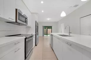 8175 NW 104th Ave, Doral, FL 33178 - Photo 1