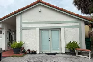 15059 SW 96th Terrace, Miami, FL 33196 - Photo 1