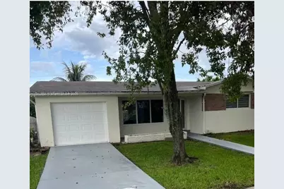2015 N 32nd Ave, Hollywood, FL 33021 - Photo 1