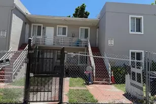 172 NW 12th St, Miami, FL 33136 - Photo 1