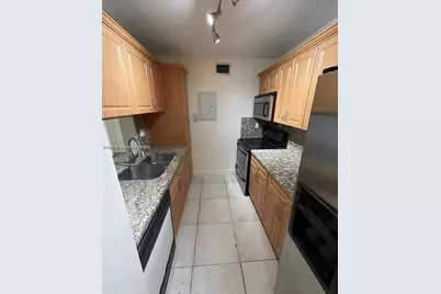 460 W Park Dr #202, Miami, FL 33172 - Photo 1