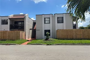 8883 Fontainebleau Blvd, Miami, FL 33172 - Photo 1