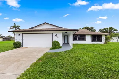 2642 SE Emmett Rd, Port Saint Lucie, FL 34952 - Photo 1