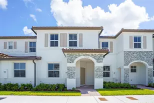 2664 SE 28th St, Homestead, FL 33035 - Photo 1