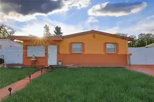 1330 N 69th Ave, Hollywood, FL 33024 - Photo 1