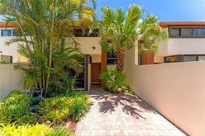 7909 SW 105th Ave, Miami, FL 33173 - Photo 1