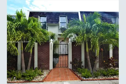 9807 SW 93rd #9807, Miami, FL 33176 - Photo 1
