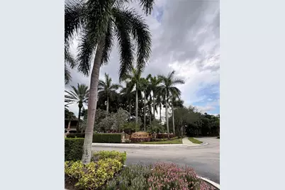2787 Center Ct Dr #1-23, Weston, FL 33332 - Photo 1