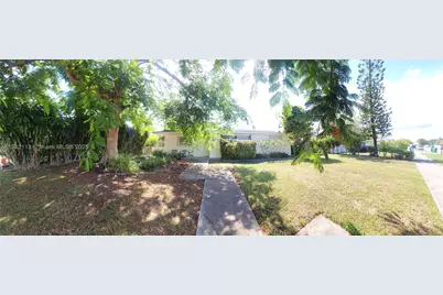 17860 SW 110th Ct, Miami, FL 33157 - Photo 1