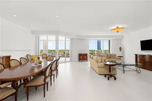 19925 NE 39th Pl, Aventura, FL 33180 - Photo 1