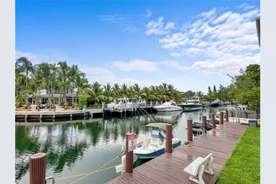 2430 NE 135th St #303, North Miami, FL 33181 - Photo 1