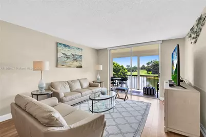 9320 S Hollybrook Lake Dr #203, Pembroke Pines, FL 33025 - Photo 1