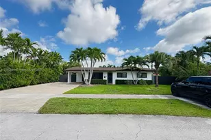 10431 SW 54th St, Miami, FL 33165 - Photo 1