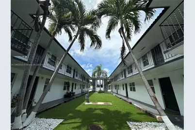 2500 Johnson St #20, Hollywood, FL 33020 - Photo 1