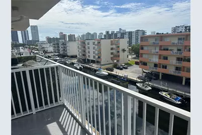 3536 NE 168th St #505, North Miami Beach, FL 33160 - Photo 1