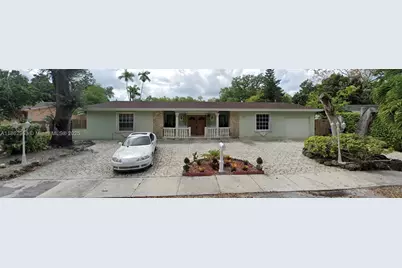 720 NE 155 St, Miami, FL 33162 - Photo 1