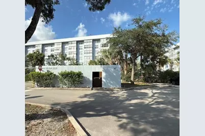 4271 NW 5th St #108, Plantation, FL 33317 - Photo 1