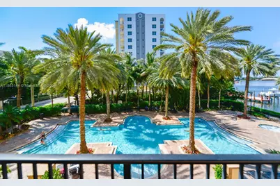 17100 N Bay Rd #1303, Sunny Isles Beach, FL 33160 - Photo 1