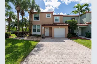 15100 NW 7th Ct, Pembroke Pines, FL 33028 - Photo 1