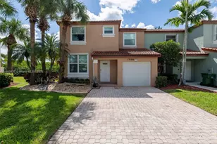 15100 NW 7th Ct, Pembroke Pines, FL 33028 - Photo 1