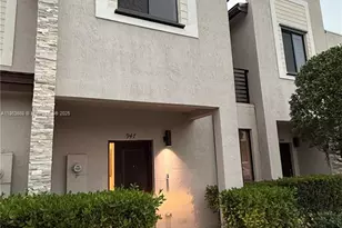 947 NE 211th St, Miami, FL 33179 - Photo 1