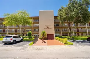 850 SW 133rd Terrace, Pembroke Pines, FL 33027 - Photo 1