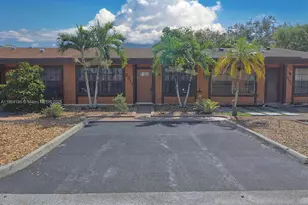 2311 Elm Ct, Pembroke Pines, FL 33026 - Photo 1