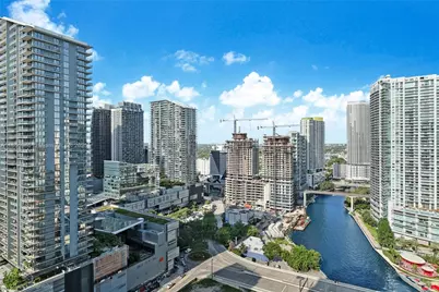 31 SE 5th St #3421, Miami, FL 33131 - Photo 1