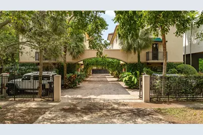 2818 Coconut Ave #2818, Miami, FL 33133 - Photo 1