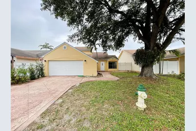 7941 NW 50th St, Lauderhill, FL 33351 - Photo 1