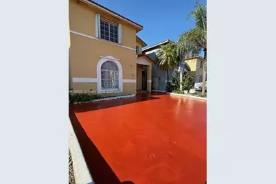 7211 W 24th Ave #2212, Hialeah, FL 33016 - Photo 1