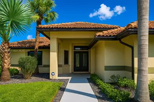 1077 Deerwood Ln, Weston, FL 33326 - Photo 1