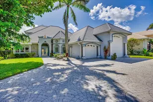 14817 Laguna Dr, Fort Myers, FL 33908 - Photo 1