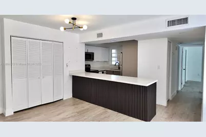 840 NW 87th Ave #204, Miami, FL 33172 - Photo 1