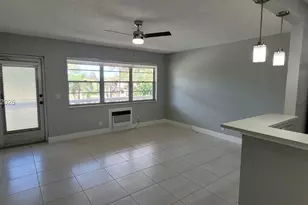 202 Canterbury I, West Palm Beach, FL 33417 - Photo 1