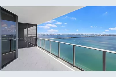 700 NE 24th St #4206, Miami, FL 33137 - Photo 1