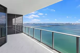 700 NE 24th St, Miami, FL 33137 - Photo 1